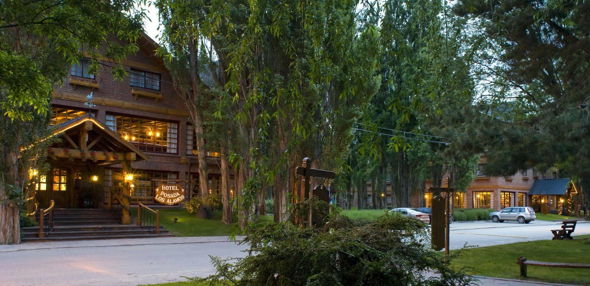 Hotel Posada Los Alamos El Calafate Exterior foto